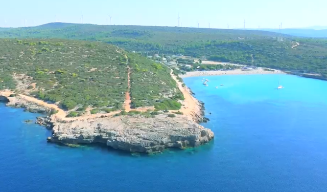 Urla’da 12 bin m² tarla 61 milyon liradan satışa çıkıyor