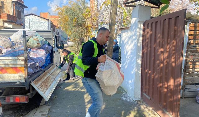 Budanan ağaçlar ihtiyaç sahiplerine yakacak oluyor!