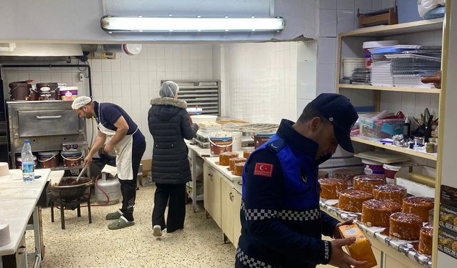 Efes Selçuk Belediyesi Zabıta Müdürlüğü Yeni Yıl Denetlemesi