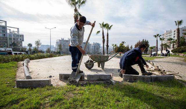 Karşıyaka Belediyesi üretiyor, sokaklar yenileniyor