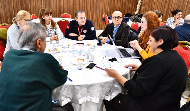 İleri Yaş Çalıştayı İzmir’in yol haritasını belirleyecek