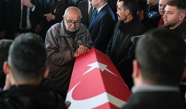 Eski milletvekili Yusuf Kırkpınar, İzmir'de son yolculuğuna uğurlandı