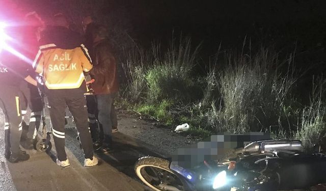 İzmir'de bariyere çarpan motosikletteki kardeş öldü, ağabey yaralandı