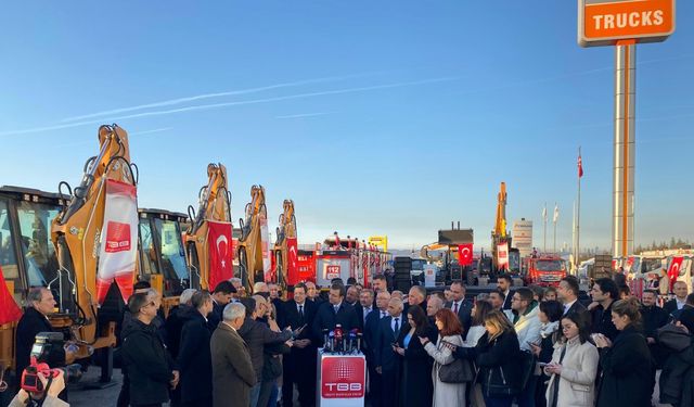 İmamoğlu: Hizmetlerimizle çıldırtmaya devam edeceğiz