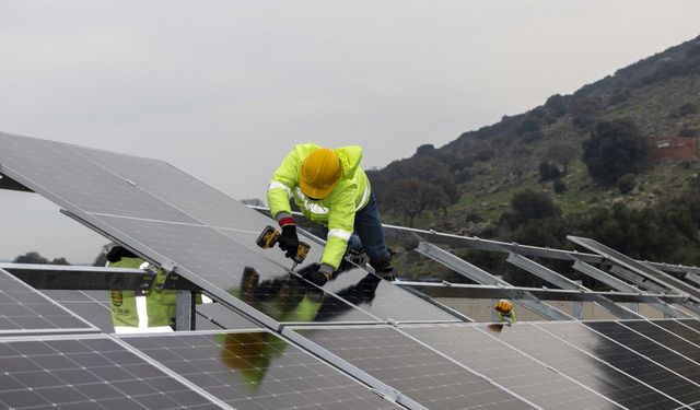 İzmir’de yenilenebilir enerji yatırımları için yeni sayfa