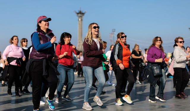 Konak yeni yıla dansla 'merhaba' dedi