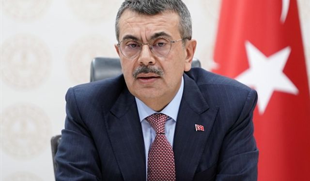 Bakan Tekin: Kabataşlı öğrencilerin projesi Antarktika’da denenecek