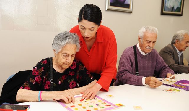 Karşıyaka'da 14 bin kişiye sağlık hizmeti