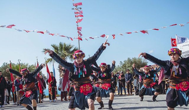 Atatürk’ün Kuşadası’na gelişinin 101’inci yıl dönümü kutlandı