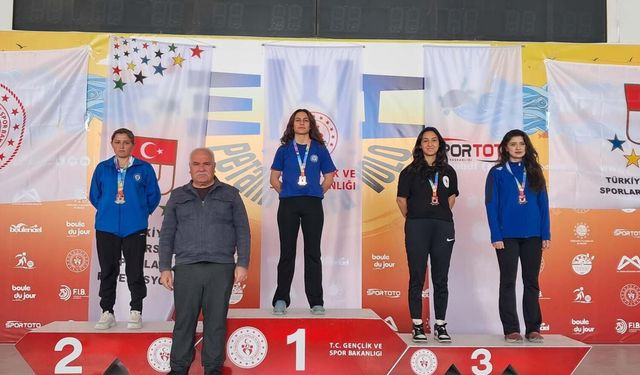 Egeli sporcu Beyza Tatarlı boccede şampiyon oldu!