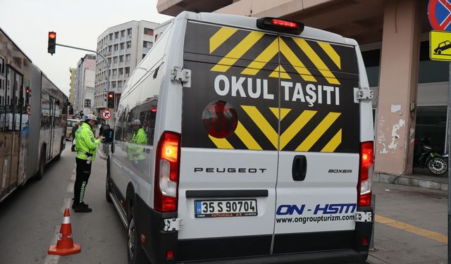 İzmir'de bir haftada 38 servis trafikten men edildi