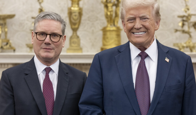 Trump ve Starmer bir araya geldi