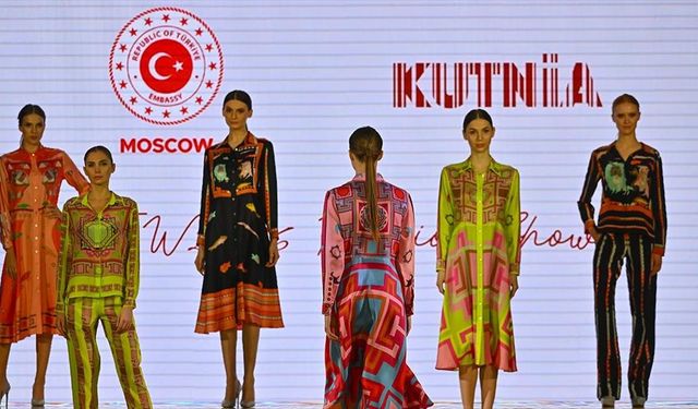 Gaziantep'in geleneksel kutnu kumaşı Rusya'da tanıtıldı