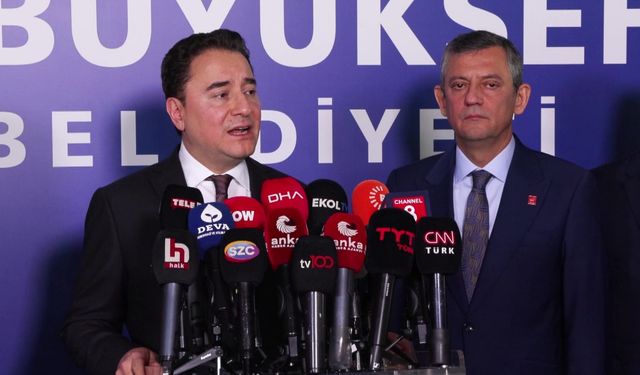 DEVA Partisi Genel Başkanı Ali Babacan’dan, İBB binasına ziyaret