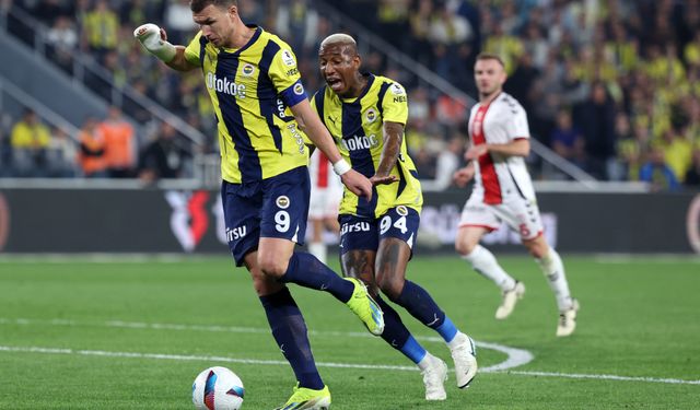 Fenerbahçe'den zirve yarışında bir kayıp daha