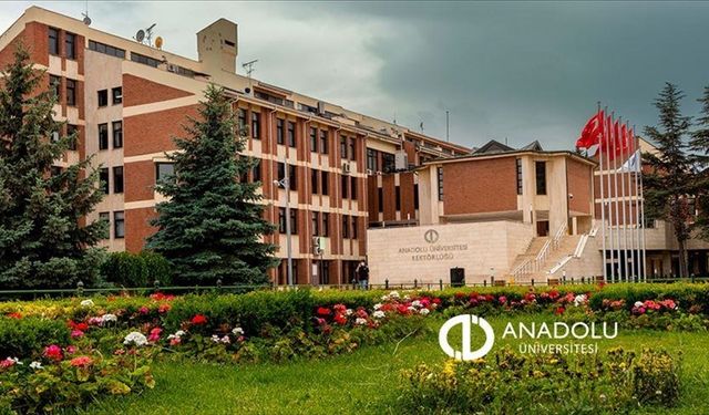 Anadolu Üniversitesinde "Yapay Zeka Zirvesi" düzenlenecek