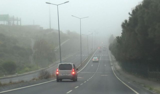 İstanbul'da sabah saatlerinde sis etkili oldu