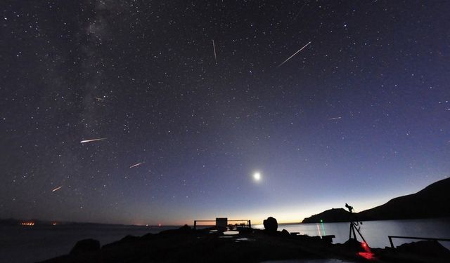 Eta Aquarid meteor yağmuru başlıyor: Halley’in izleri gökyüzünde parlayacak