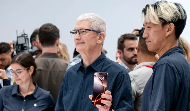İphone'da katlanabilir model yolda