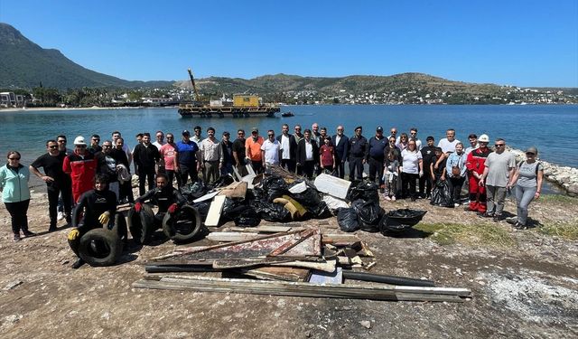 Bodrum'da deniz ve kıyı temizliği yapıldı