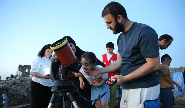 Tarihi Zerzevan Kalesi'nde "Yıldızlar Altında Bilim ve Sanat"