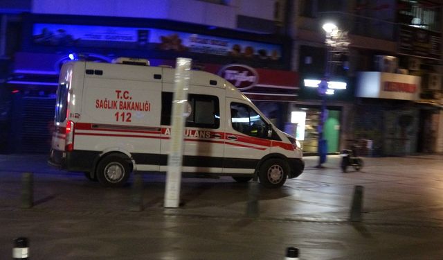 Alsancak'ta olaylı gece: Tabancayla vurdular!