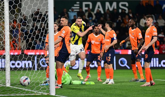 Fenerbahçe güle oynaya