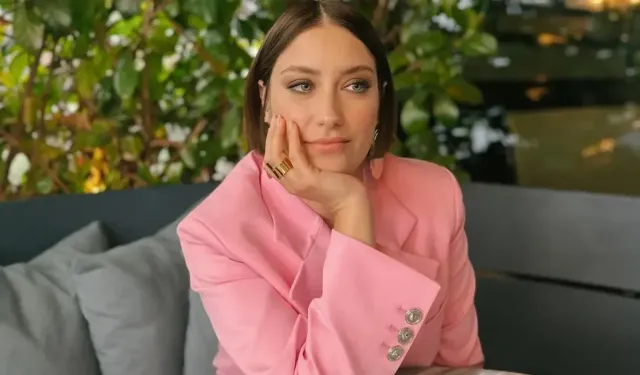 Hazal Kaya, çocukluk arkadaşının ani ölümüyle sarsıldı