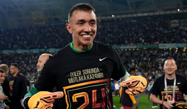Muslera futbolu bıraktı mı, bırakacak mı?