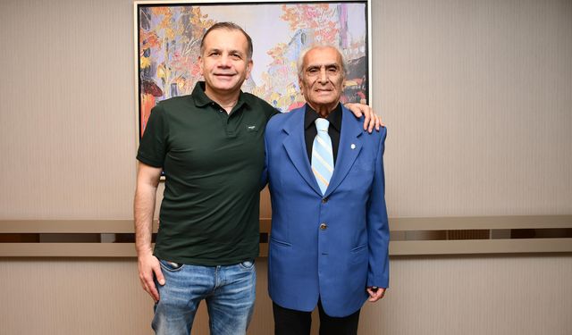 Robotik Cerrahiyle 80 Yaşında Sağlığına Kavuştu