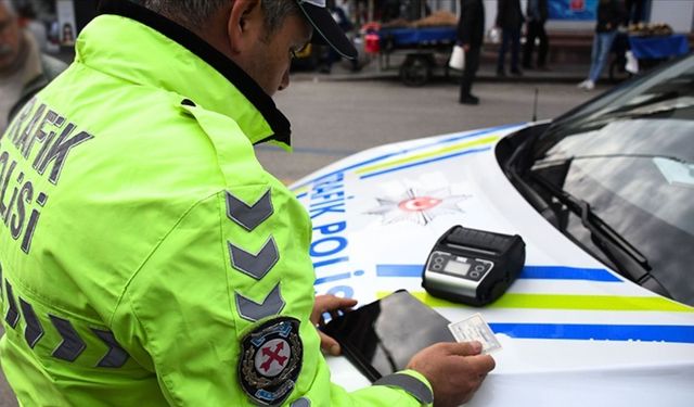 Sürücülerin kabusu gerçek oldu: Hız sınırında tolerans kalktı, cüzdan yakan cezalar başladı