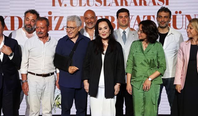 Türkan Şoray'dan kendisine duyulan sevgi yorumu; "sinema büyüsü"