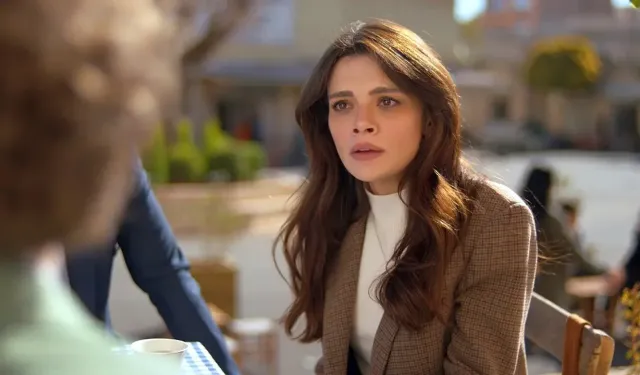 Sinem Ünsal hakkında 8 ilginç bilgi: Edebiyattan tiyatroya uzanan çok yönlü bir kariyer