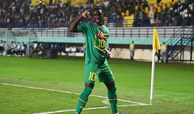 Fenerbahçe’nin yeni transferi Amara Diouf kimdir? Hangi mevkide oynuyor?