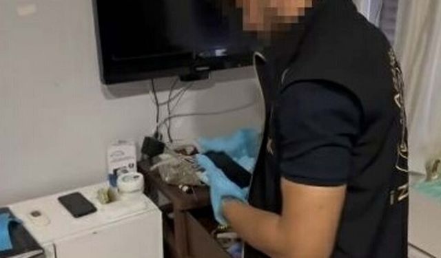 İzmir’de fuhuş ağına operasyon