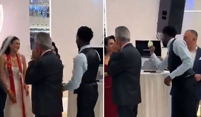Efsane kanat Davies Türk düğününde halay çekti, takı taktı!