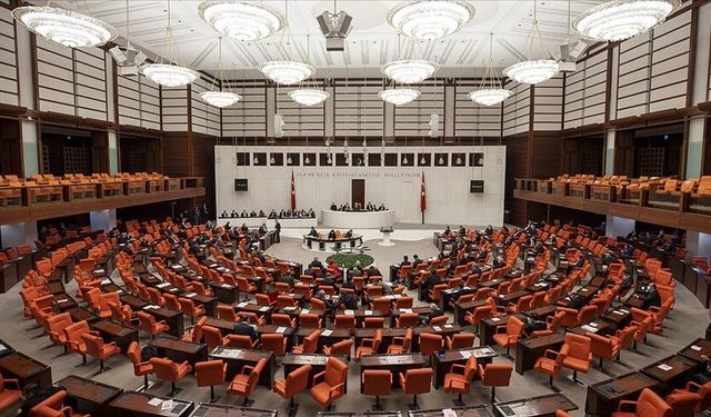 Meclis ne zaman tatile girecek?