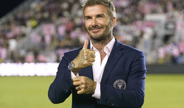 David Beckham'a şövalye oldu...