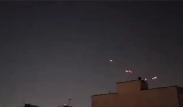 Tahran'da bomba yüklü araçlarla saldırı!