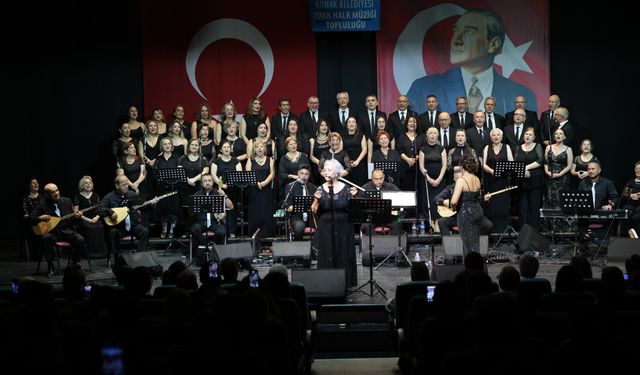 Konak’ta türkü şöleni