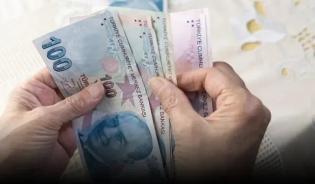 Kredi muslukları kısıldı, vatandaş karta sarıldı: Borçlanmada rota neden değişti?