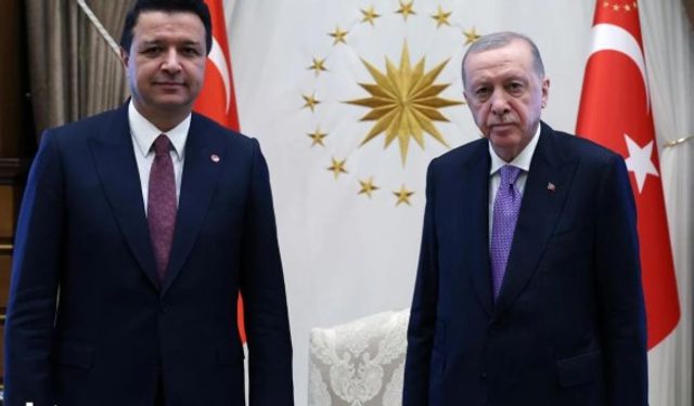 Külliye'de dikkat çeken görüşme