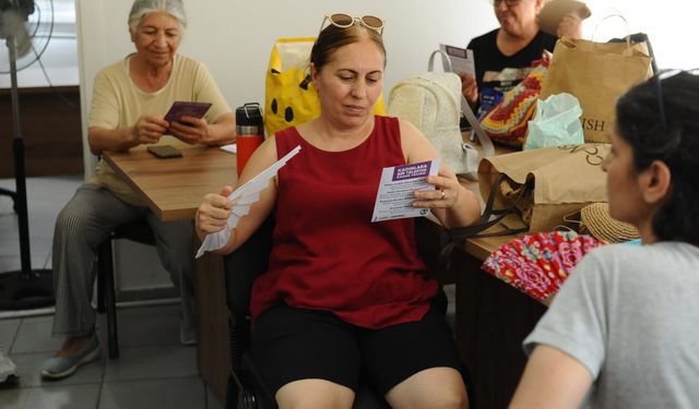 Karşıyaka’da kadın gücü her sokağa yayılıyor: Mahallelerde dayanışma büyüyor