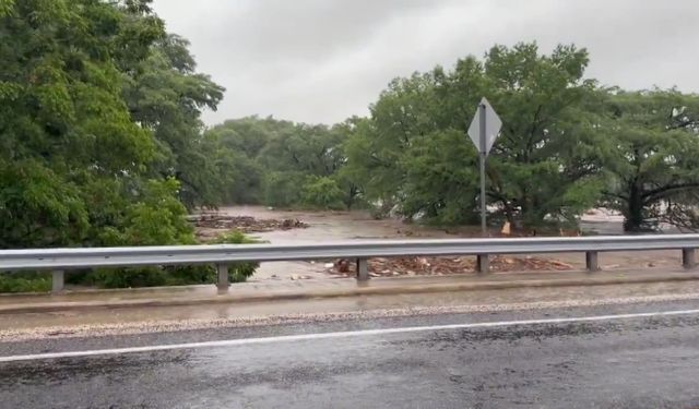 Texas'ta sel: 51 ölü!