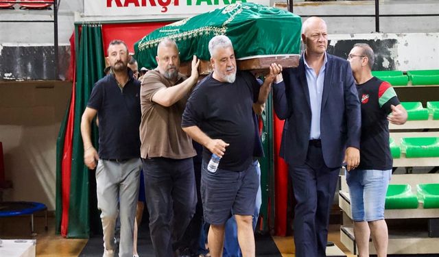 Ateş Özerk için anlamlı tören