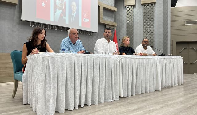 CHP'den Bornova'da birlik mesajı: 'Hukuksuzluklara karşı dimdik ayaktayız'