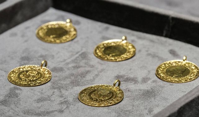 Gram altın zirveden döndü: Tarihi seviyenin ardından sınırlı düşüş
