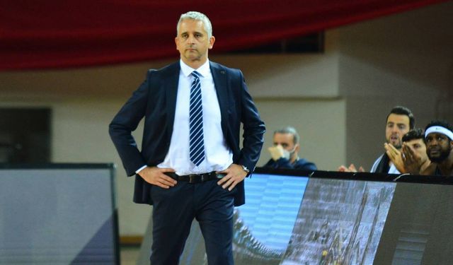 Anadolu Efes'in yeni koçu belli oldu