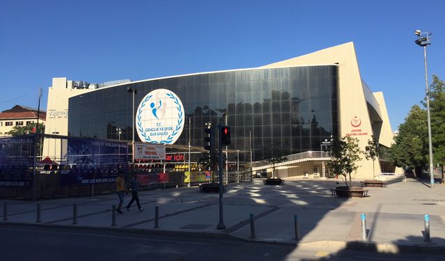 Göztepe Voleybol maçlarını Alsancak'ta oynayacak: İzmir'de Sultanlar Ligi heyecanı başlıyor