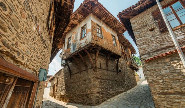 Zamanın Durduğu Köy: UNESCO Mirası Birgi'nin Büyülü Dünyası